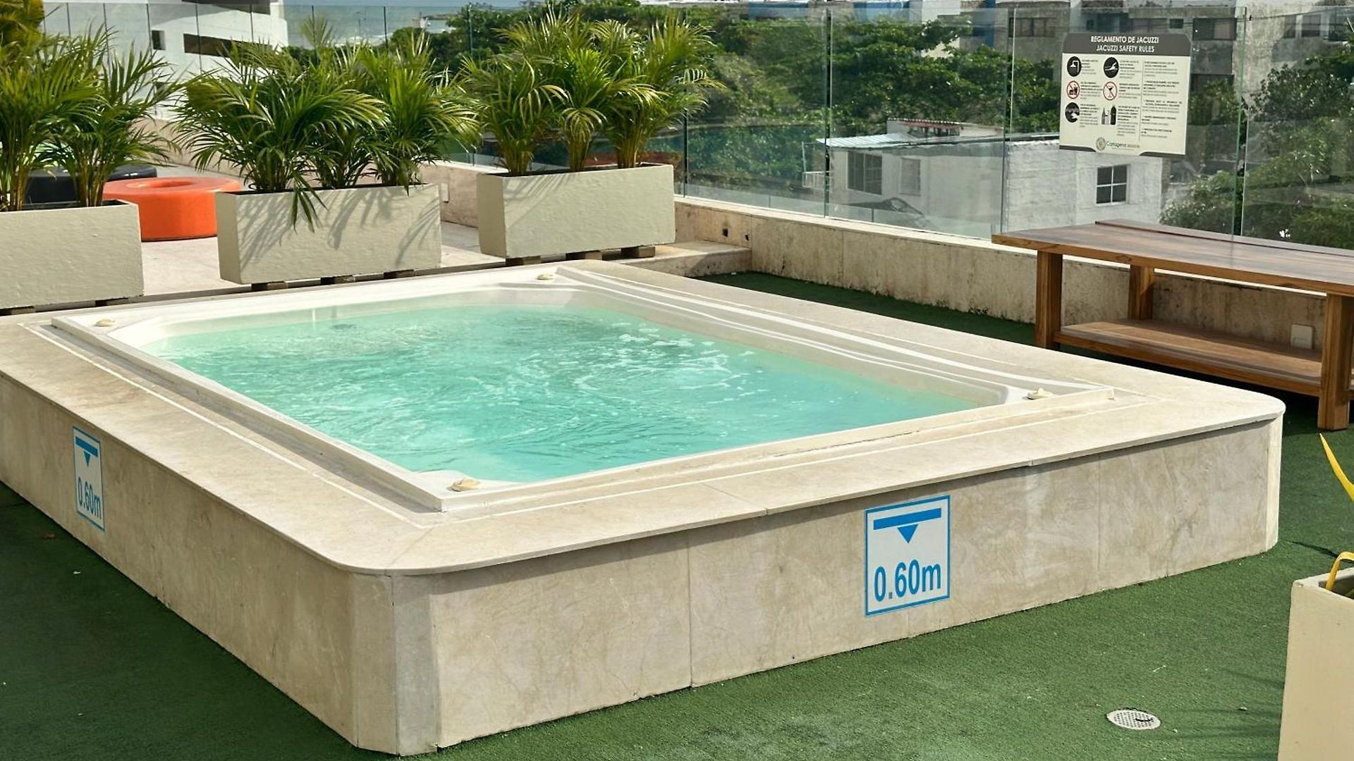 Cartagena Beach Resort Apartahotel